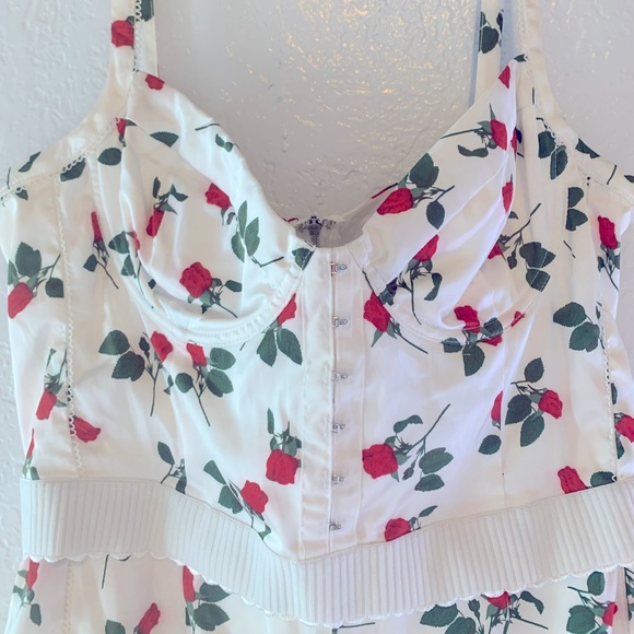 For love and lemons dress size large - Picture 4 of 8